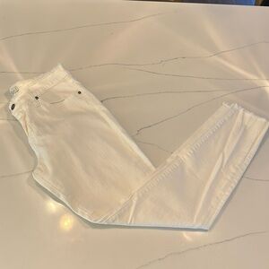 Women’s Principle Denim off-white skinny jean, size 29.